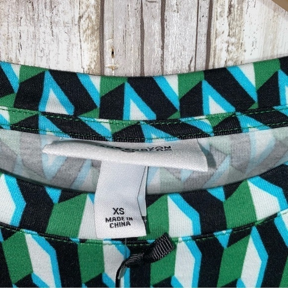 NWT Diane Von Furstenberg Long Sleeve Green Diamond Top - Picture 6 of 8